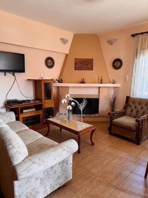 Family Woodland Oasis Vipgreece Apartment Kírinthos Exterior photo